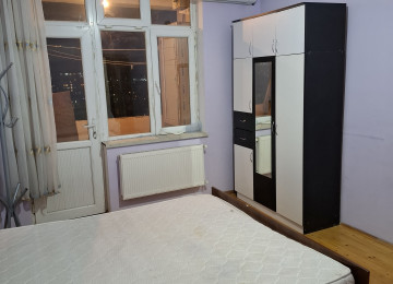 Xlrdalan misir parkln yanl 2 otaq kiraye verlir 54kv 350