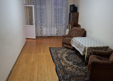 Xlrdalan misir parkln yanl 2 otaq kiraye verlir 54kv 350