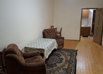 Xlrdalan misir parkln yanl 2 otaq kiraye verlir 54kv 350