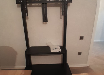 55 düyümden 100 düyüme kimi Televizorlar üçün sürüle bilen