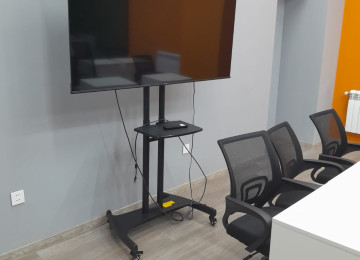 32 düyümden 75 düyüme kimi Televizorlar üçün sürüle bilen