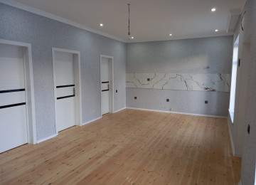 Deyerinden cox asagi giymete satilir. Bu giymete bag evi