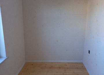 Deyerinden cox asagi giymete satilir. Bu giymete bag evi