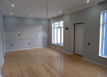 Deyerinden cox asagi giymete satilir. Bu giymete bag evi