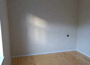 Deyerinden cox asagi giymete satilir. Bu giymete bag evi