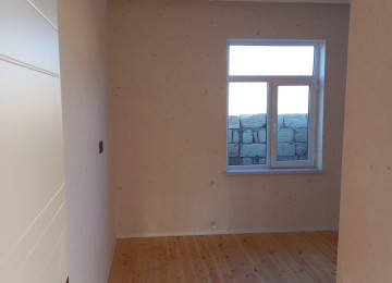 Deyerinden cox asagi giymete satilir. Bu giymete bag evi