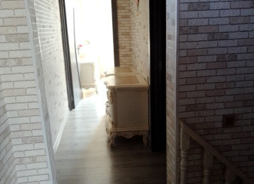 Abşeron rayonu Xırdalan şəhərinin mərkəzində Heydər