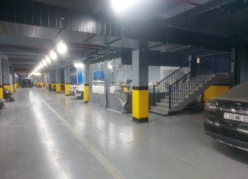 Satılır AFTO SERVİZ ümumi sahəsi 3.120 kv.m. MƏXFİLİYƏ ZƏMANƏT VERİLİR. .Şirkər tərəfindən alıcıdan hec
