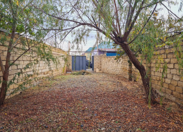 Masazrda 2 otaq heyet evi 70 kv satllr 44900 azn qaz islq