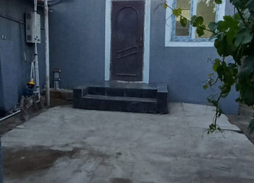 Xlrdalan kurqnun yaxlql 2 otaq 40 kv olan heyet evi satllr