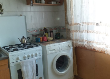 Yasamal rayonu Mikayıl Müşviq kücəsində (Botanika bagının