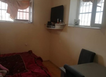 Masazlr qesebesi 1 otaq menzil tam temirli 25 kv satllr