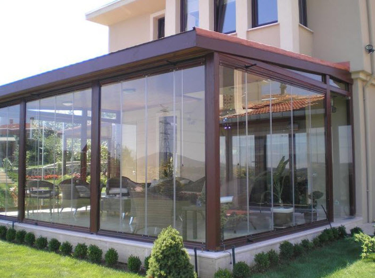 Paket cam balkon Altek şirkəti olaraq müştərilərimizə hər cür şüşələnmə