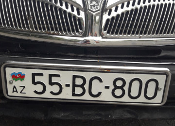 Maşın nömrəsi satılır