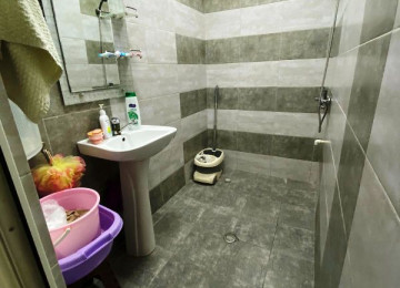 TƏCİLİ… Xətai rayonu İnqilab İsmayilov küçəsi Köhnə Günəşli