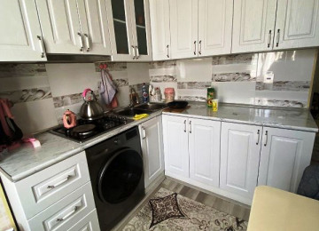 TƏCİLİ… Xətai rayonu İnqilab İsmayilov küçəsi Köhnə Günəşli