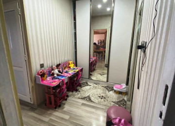 TƏCİLİ… Xətai rayonu İnqilab İsmayilov küçəsi Köhnə Günəşli