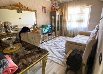 TƏCİLİ… Xətai rayonu İnqilab İsmayilov küçəsi Köhnə Günəşli