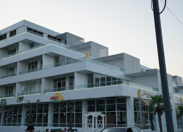 OBYEKTLƏR SATILIR ASTARADA BULVARLA üzbəüz BULVAR