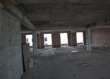 OBYEKTLƏR SATILIR ASTARADA BULVARLA üzbəüz BULVAR