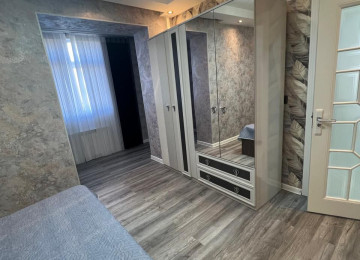 Xətai rayonu Cavanşir küçəsi Gənclik parkının yanında 9