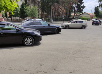 Məhlə EVİ satílír Gəncə Şəhəri Mərkəz 6 nömrəli məktəbin