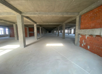 Obyekt İCARƏ verillir 3 işlək LİFTLƏ 2400 kv.m 2-ci mərtəbə