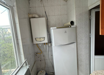 Xlrdalan unibankln yanl 2 otaq 58kv 5 mertebenin 4 cu