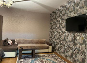 Salam evimi satıram şəxsi evimdi bir həyətdə iki evdir