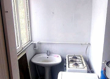 Yasamal rayonu birinci Alatavada bir otaqlı ev kirayə