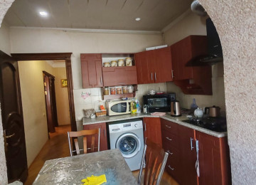 ÇOX TƏCİLİ SATILIR!!! Mənzil Yeni Yasamal ərazisində