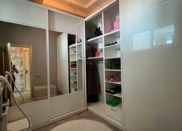 Masazırda Çıxarışlı(Kupçalı)mənzil satılır. Bina Masazırın