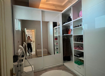 Masazırda Çıxarışlı(Kupçalı)mənzil satılır. Bina Masazırın