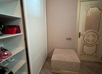 Masazırda Çıxarışlı(Kupçalı)mənzil satılır. Bina Masazırın