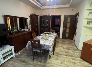 Yasamal rayonu Elmlər metrosuna 5 dəqiqəlik məsafədə