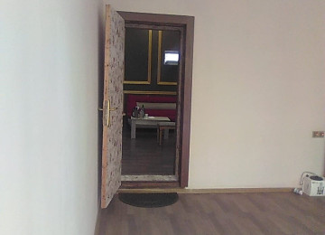 STUDİYA İCARE VERİLİR obyekt icare verilir tam temirlidir