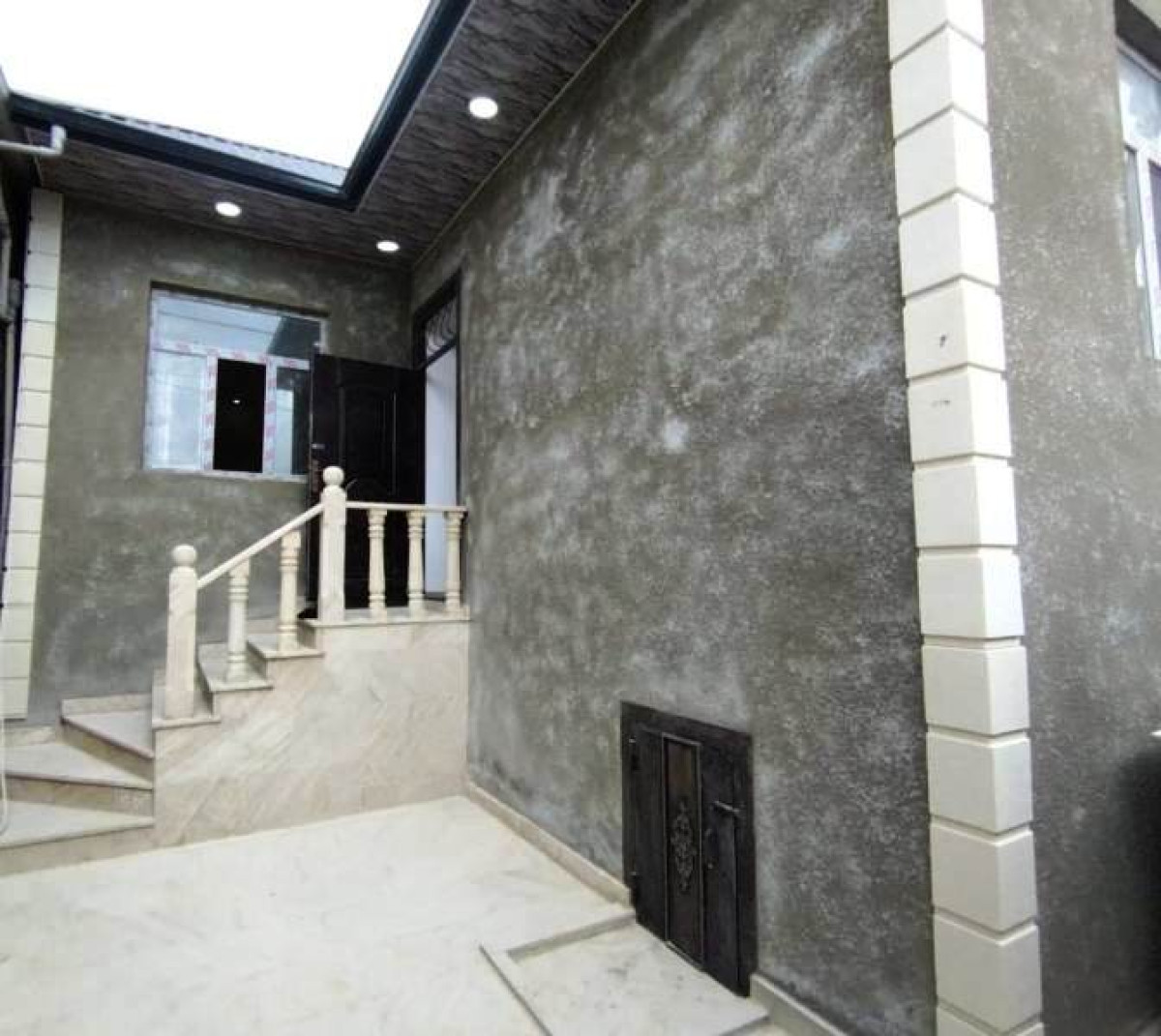 Masazirda 2 otaq heyet evi Abşeron rayonu Masazır qəsəbəsində 569 N-Avtobusun son