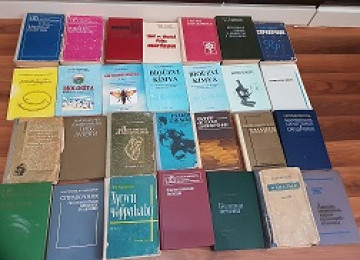 Tibb kitabları satılır aşağdakı siyahıda adı çəkilən.