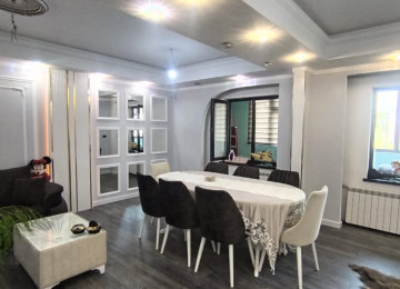 Xətai r-nu Köhnə Güneşlidə General Mehmandarov küçəsində 9