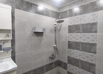 Xətai r-nu Gənclik Parkının üst girişində 12 mərtəbəli