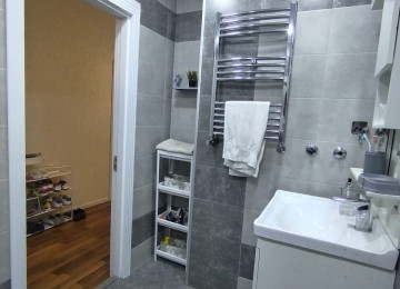 Xətai r-nu Gənclik Parkının üst girişində 12 mərtəbəli