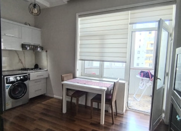 Xətai r-nu Gənclik Parkının üst girişində 12 mərtəbəli