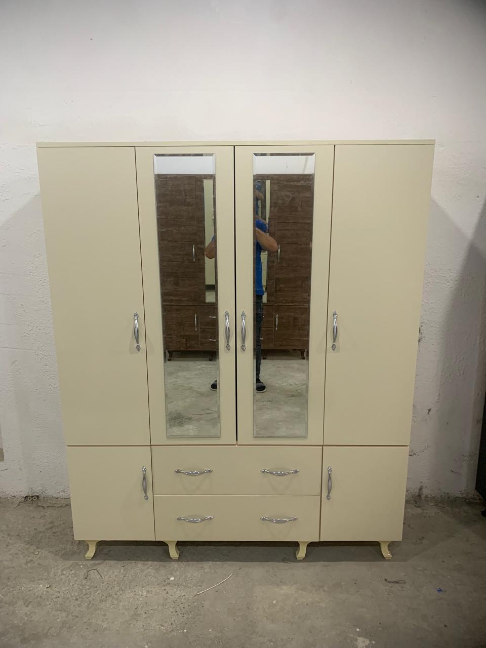 4Qapili Dolab Hazır əldə var Fabrik istehsalı Ölçü