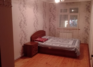 Xlrdalan H.Eliyev parkln duz yanl AAKSES BANKIN yanl xayls