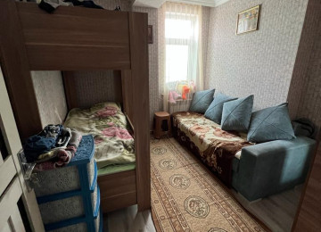 Daxili Kreditlə satılır.Tək şəxsiyyət vəsiqəsi ilə. İlkin