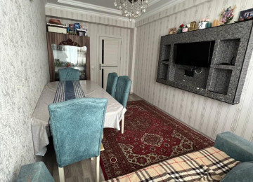 Daxili Kreditlə satılır.Tək şəxsiyyət vəsiqəsi ilə. İlkin