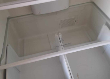 Indesit No Frost Soyuducu 2 Qapili Normal isleyir hecbir