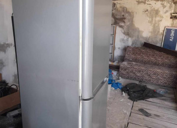 Indesit No Frost Soyuducu 2 Qapili Normal isleyir hecbir