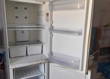 Indesit No Frost Soyuducu 2 Qapili Normal isleyir hecbir