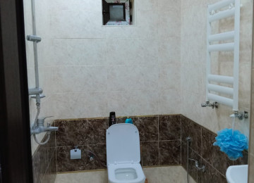 Bizonvnada Mərdəkan körpüsünü keçən kimi əsəs yolun ustündə